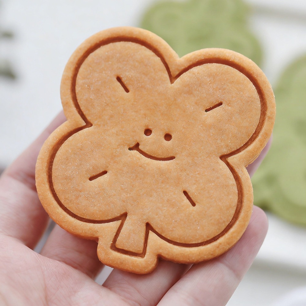 Lucky Four-Leaf Clover Cookie  - огляд і ціна Kitchen Appliances Baking