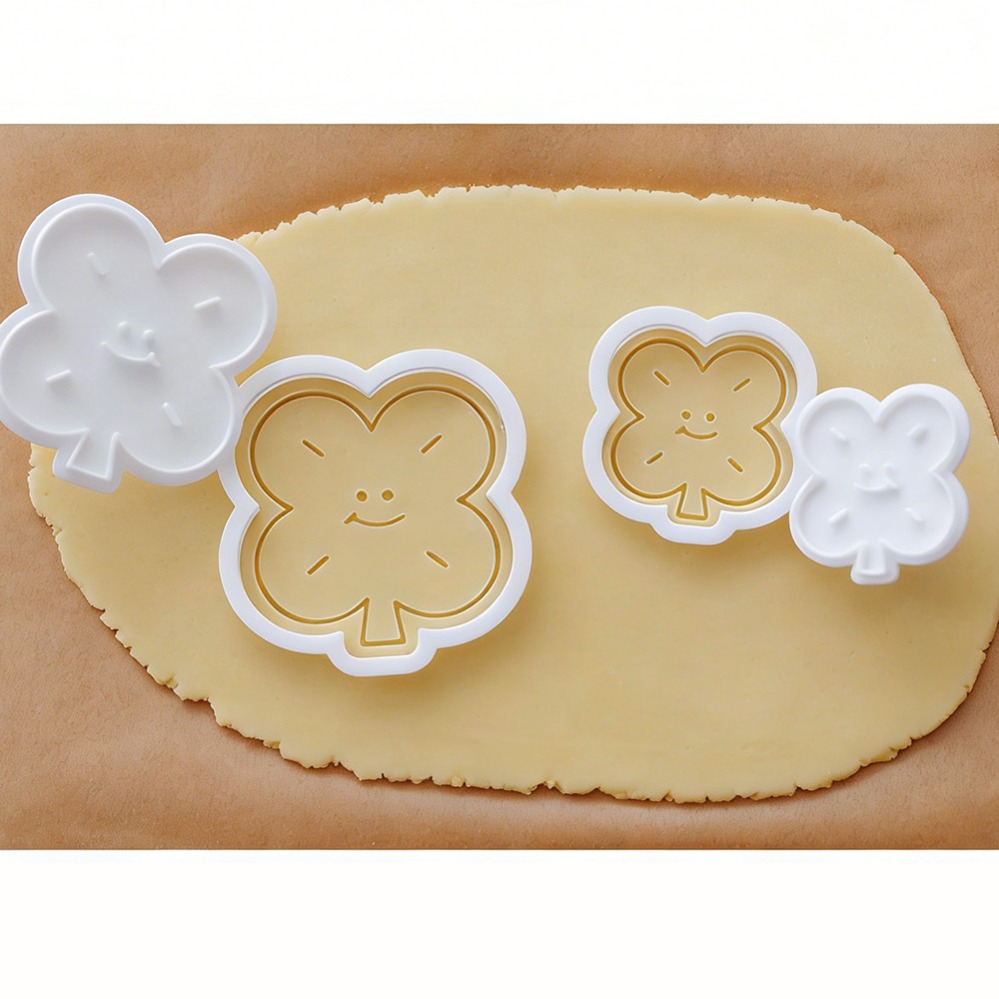 Lucky Four-Leaf Clover Cookie  - огляд і ціна Kitchen Appliances Baking